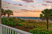 The Siren's Song - Steps from the beach, Direct Ocean Views!
